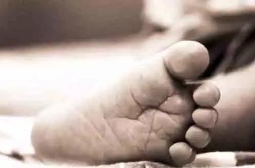 निर्माणाधीन नाले में गिर जाने से नाबालिक बालिका की हुई माैत 